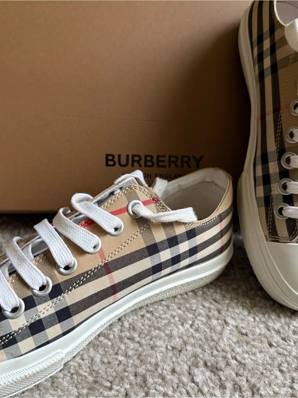 Burberry Beige Check Low-Top Sneakers with White Laces and Black Logo